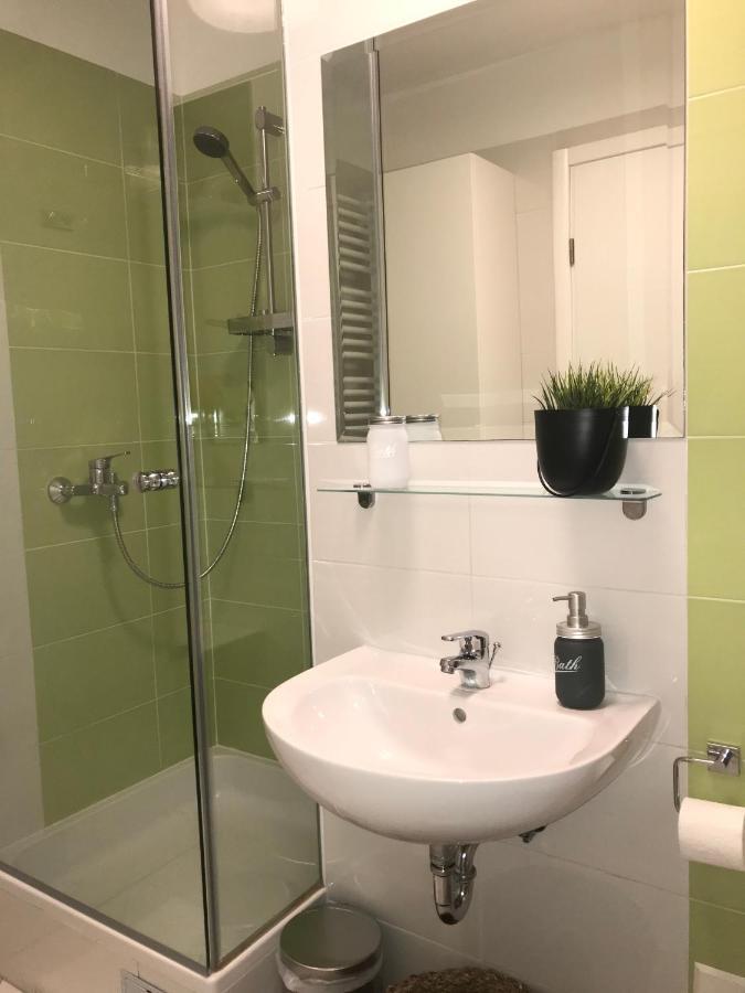 Boogie Apartment Zagreb Buitenkant foto